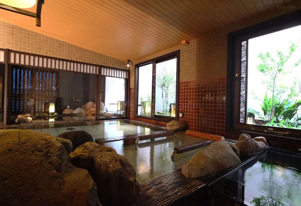 福岡天然溫泉博多運河城前多米高級酒店