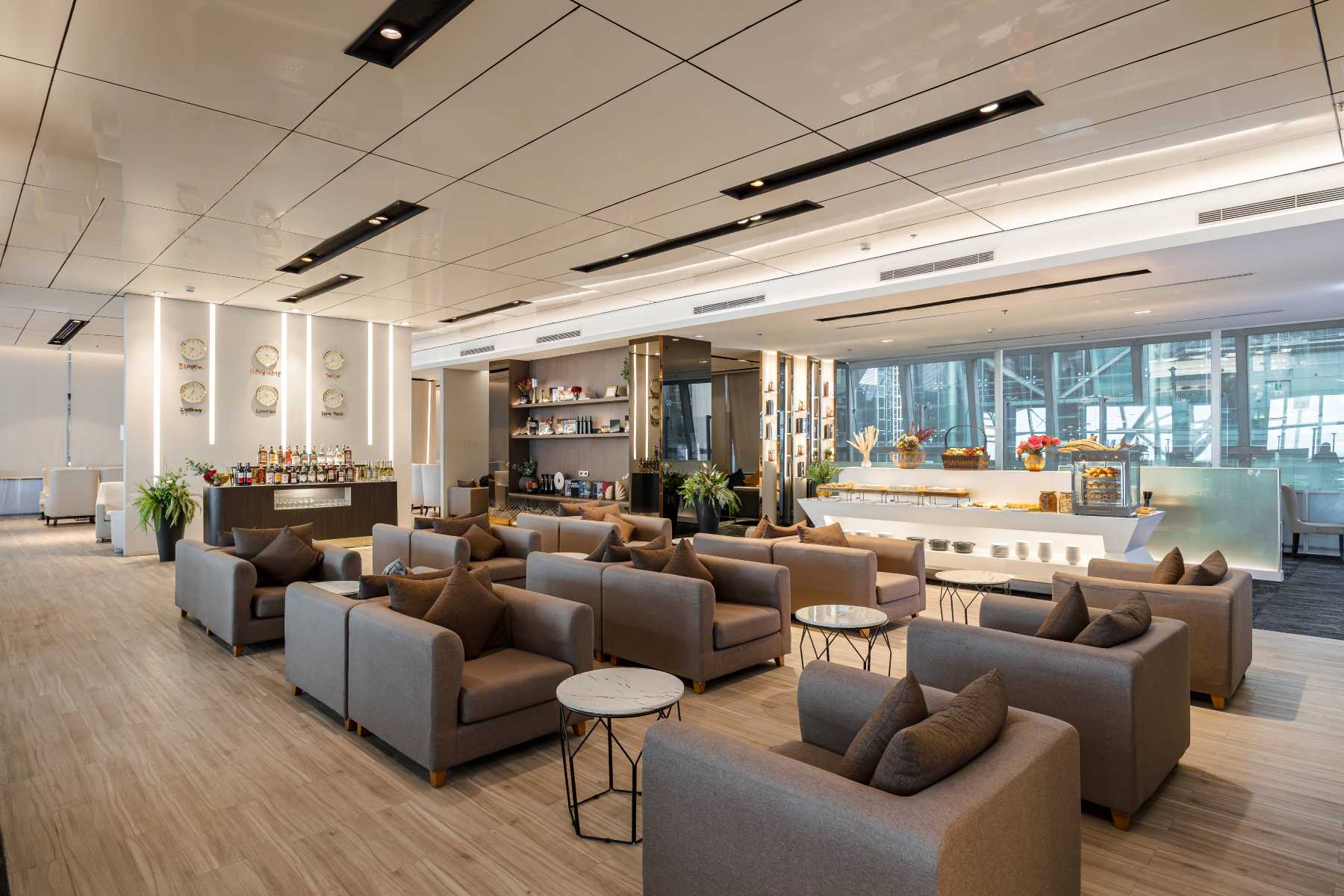 Miracle Lounge 