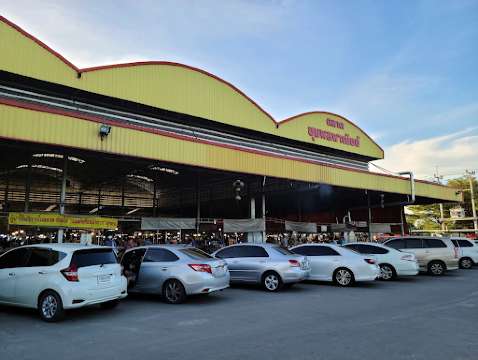 28. ตลาดชุมพลพาณิชย์