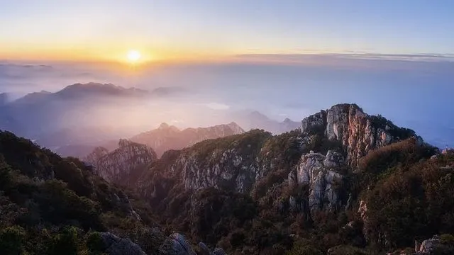 晚霞:層次豐富