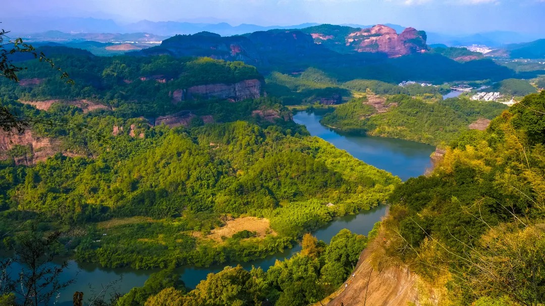 廣東韶關丹霞山+南華禪寺一日遊