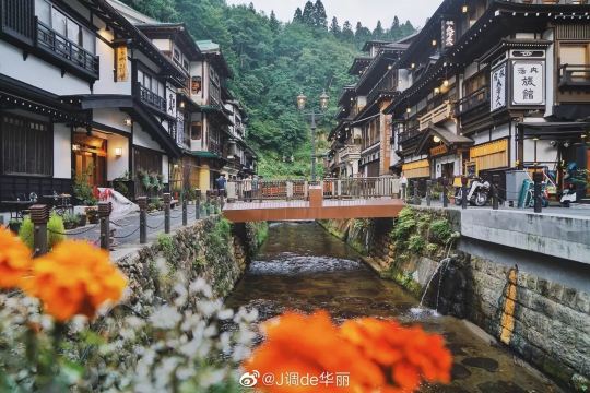 銀山川與木橋夜景