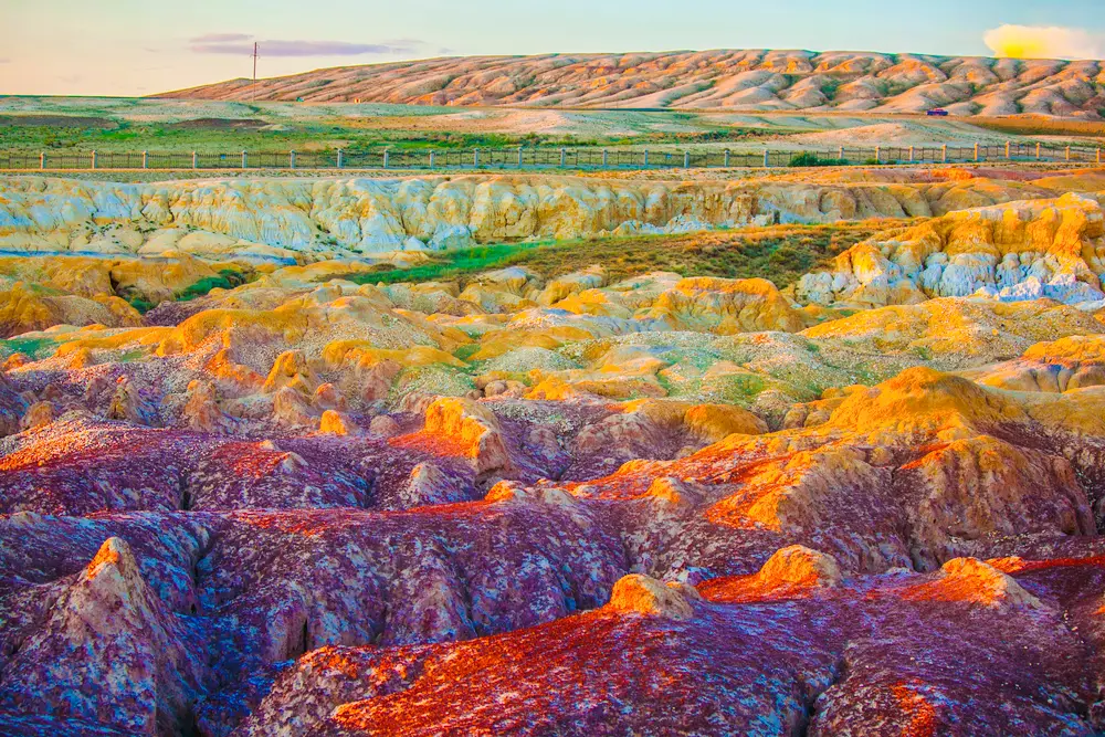 烏魯木齊景點, 五彩灘