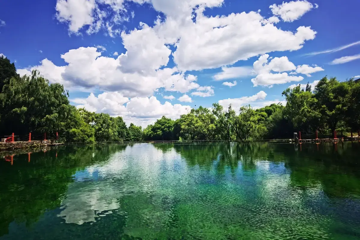 อุทยานน้ำหยก