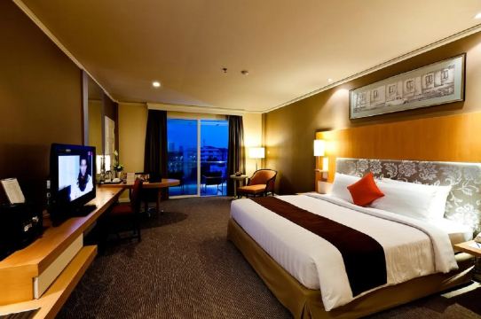 Royal Princess Larn Luang Hotel-2