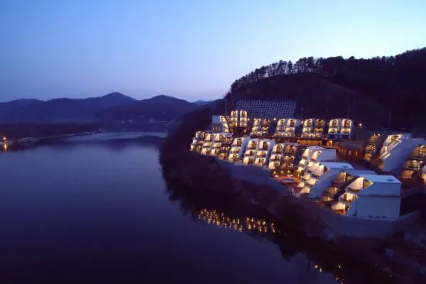 Nami Island Accommodation #2: W Jiwu Resort