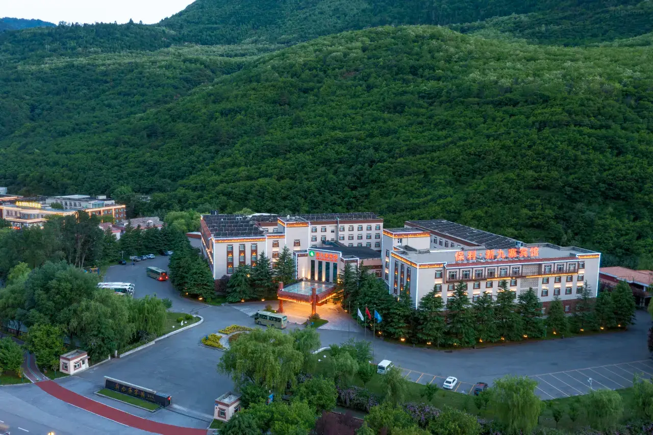 Poly New Jiuzhai Hotel