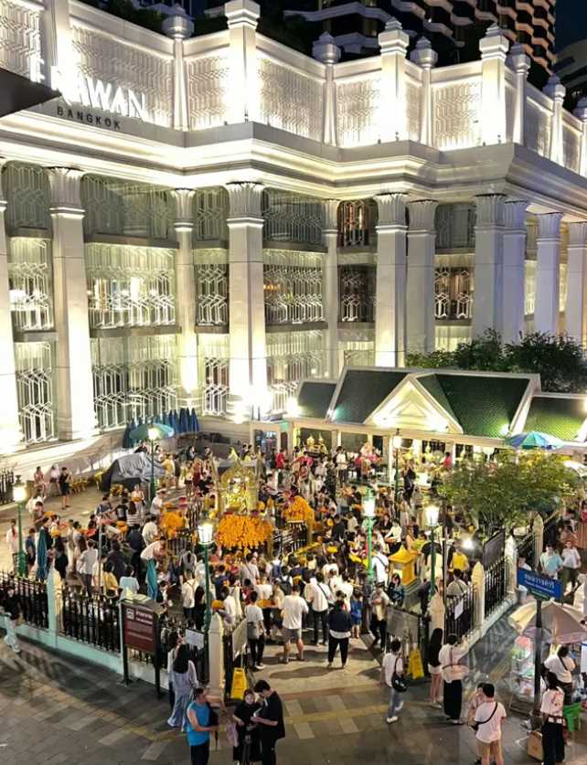 ศาลพระพรหมเอราวัณ