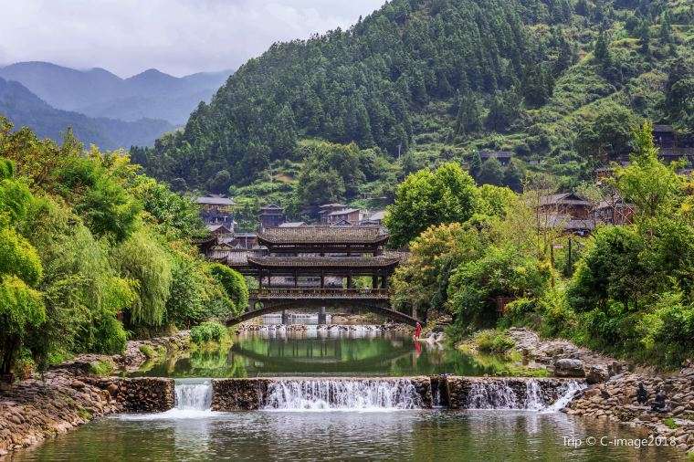 หมู่บ้านซีเจียง