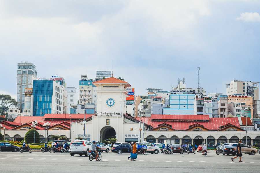 ตลาดเบ๊นถั่ญ