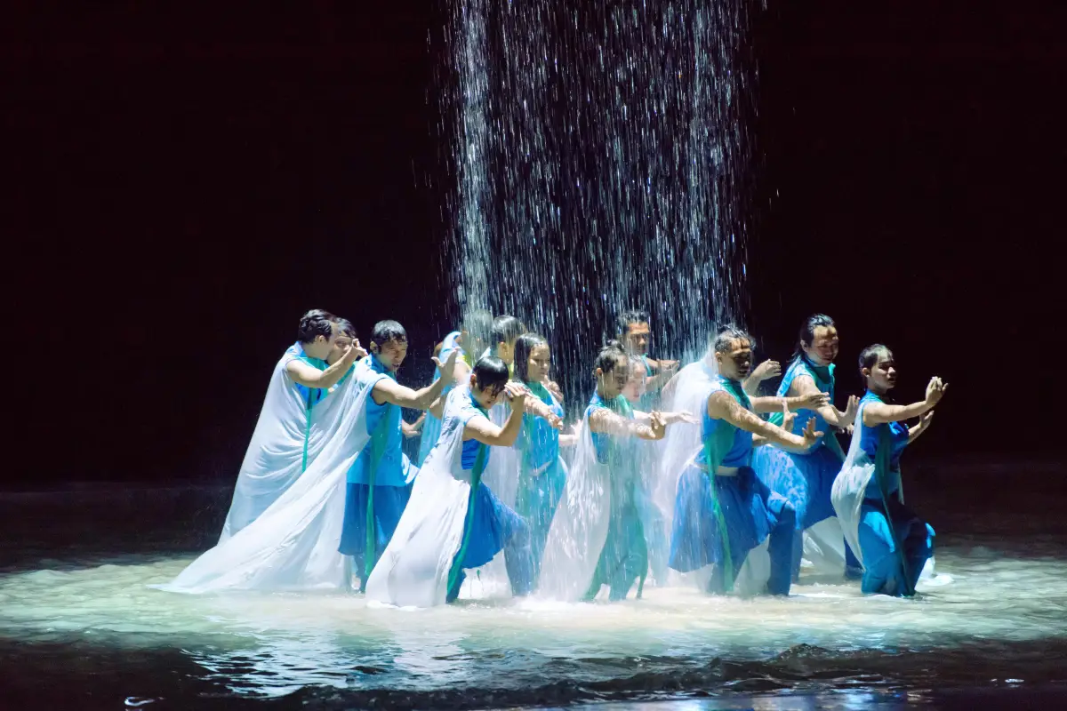 performance in Encore Melaka