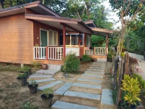  มุกพาราไดซ์ บังกะโล (Mook Paradise Bungalow)
