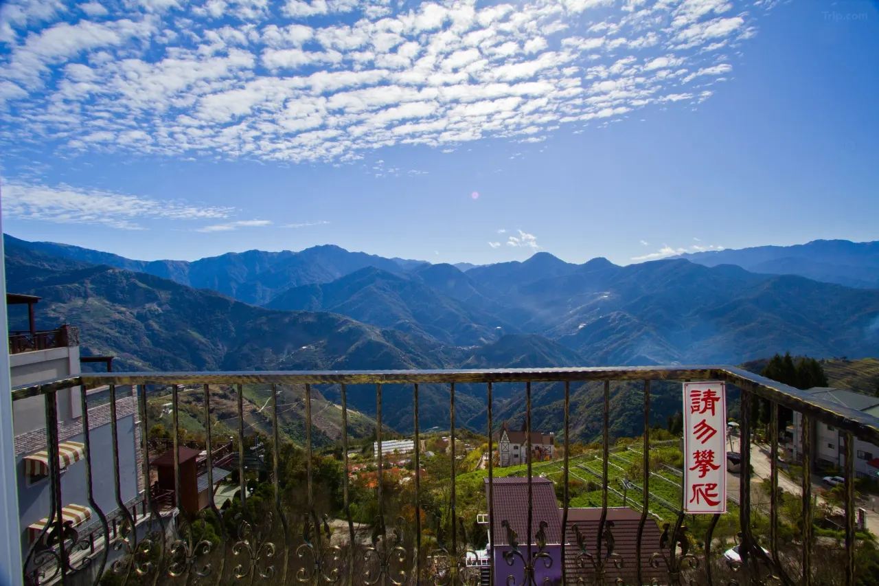 合歡山住宿|南投清境楓葉山莊民宿