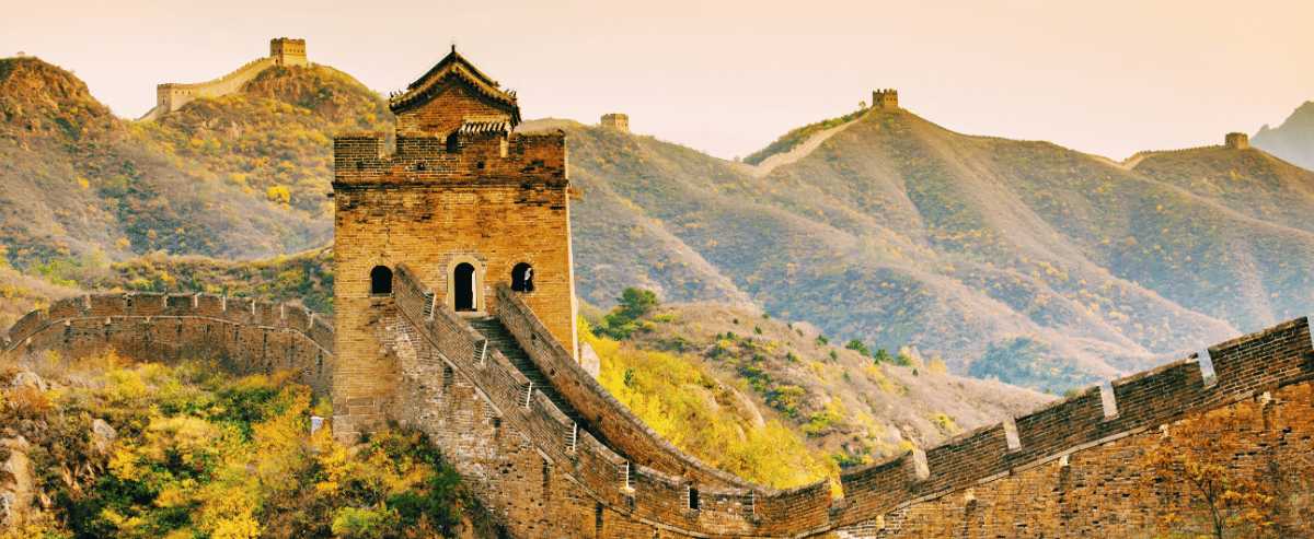 Gran Muralla China entre las montañas