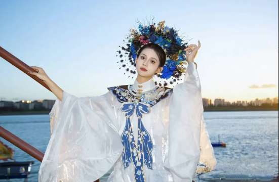 泉州蟳埔村旅拍簪花套餐