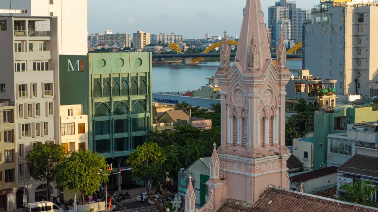 峴港市區住宿 #2 峴港中心M村飯店