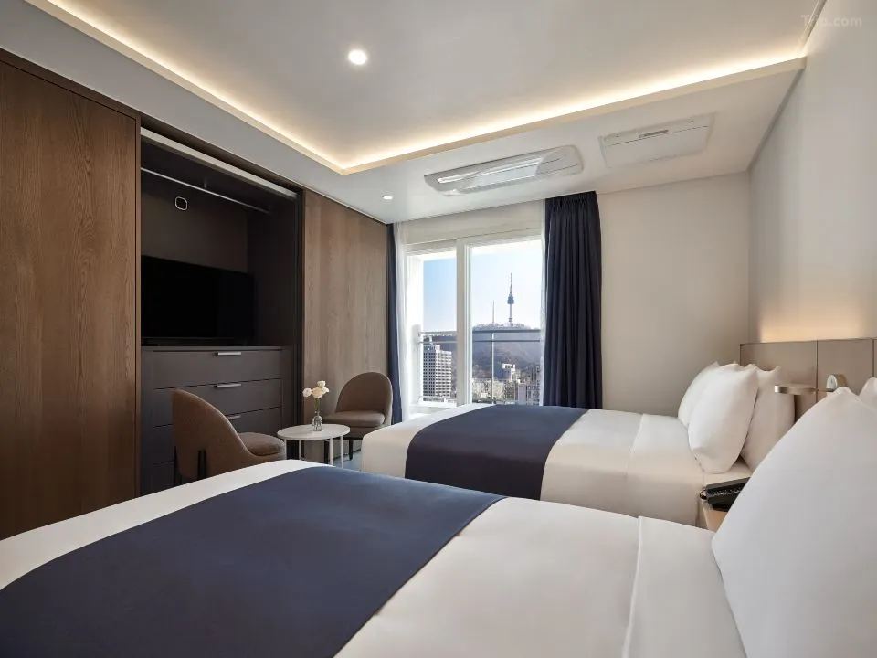 HOTEL BOTANIK 世運 明洞