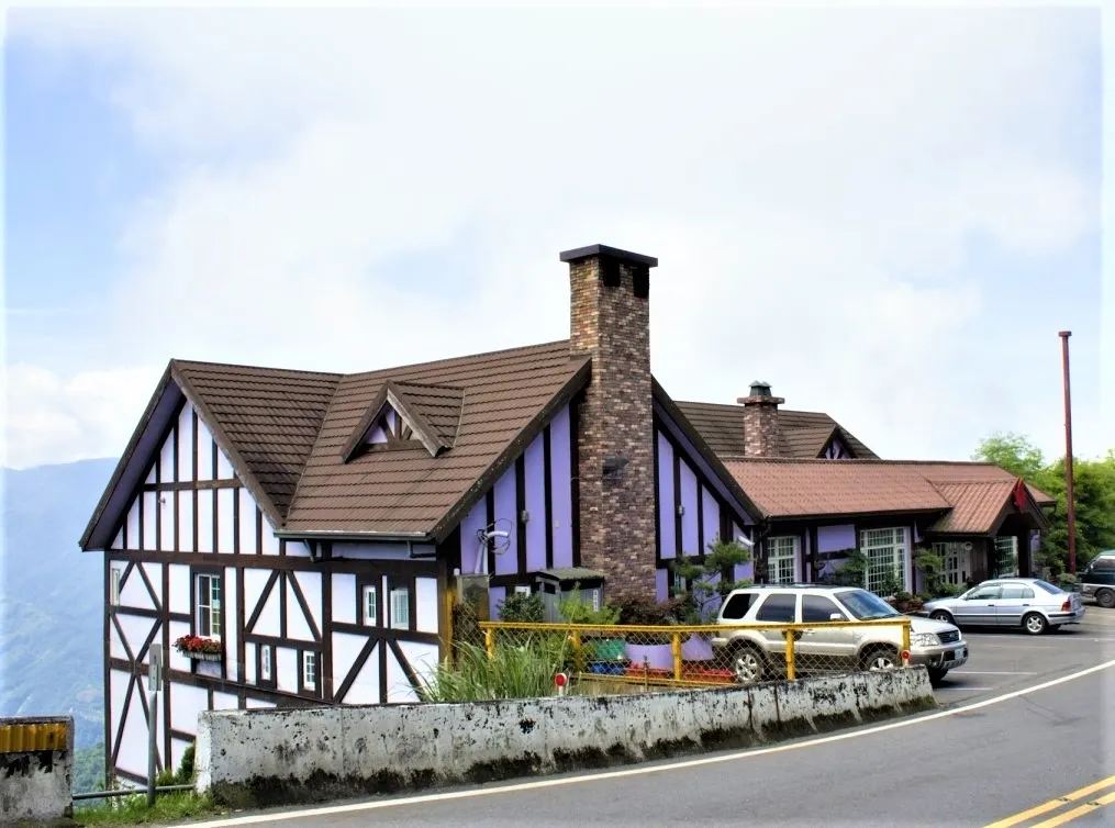 合歡山住宿|南投清境楓葉山莊民宿