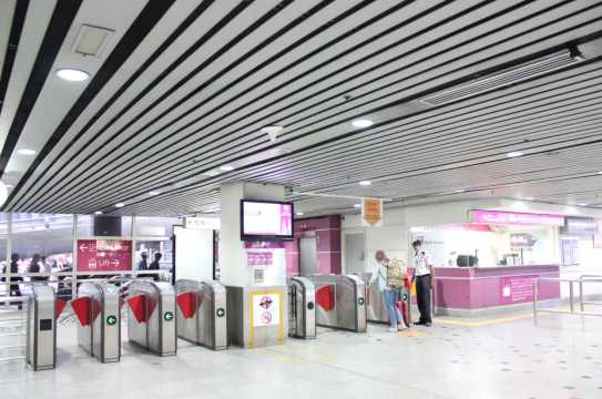 ตารางรถไฟ KLIA Ekspres 2569: เวลาเดินรถ ราคา และวิธีเดินทางจากสนามบิน | Trip.com