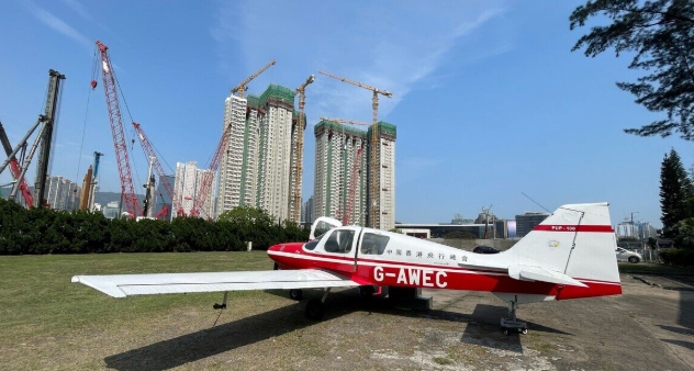 中國香港飛行總會 - 小機師飛鷹課程