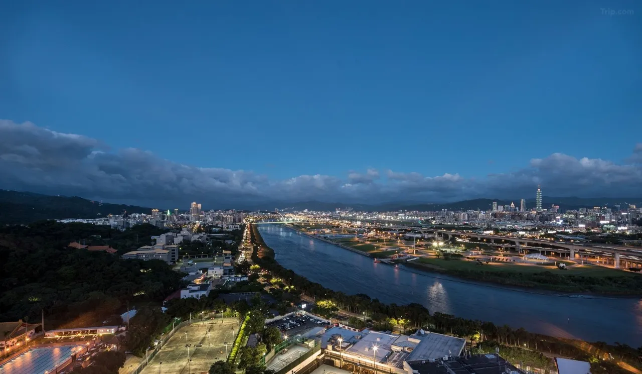 โลเคชัน The Grand Hotel