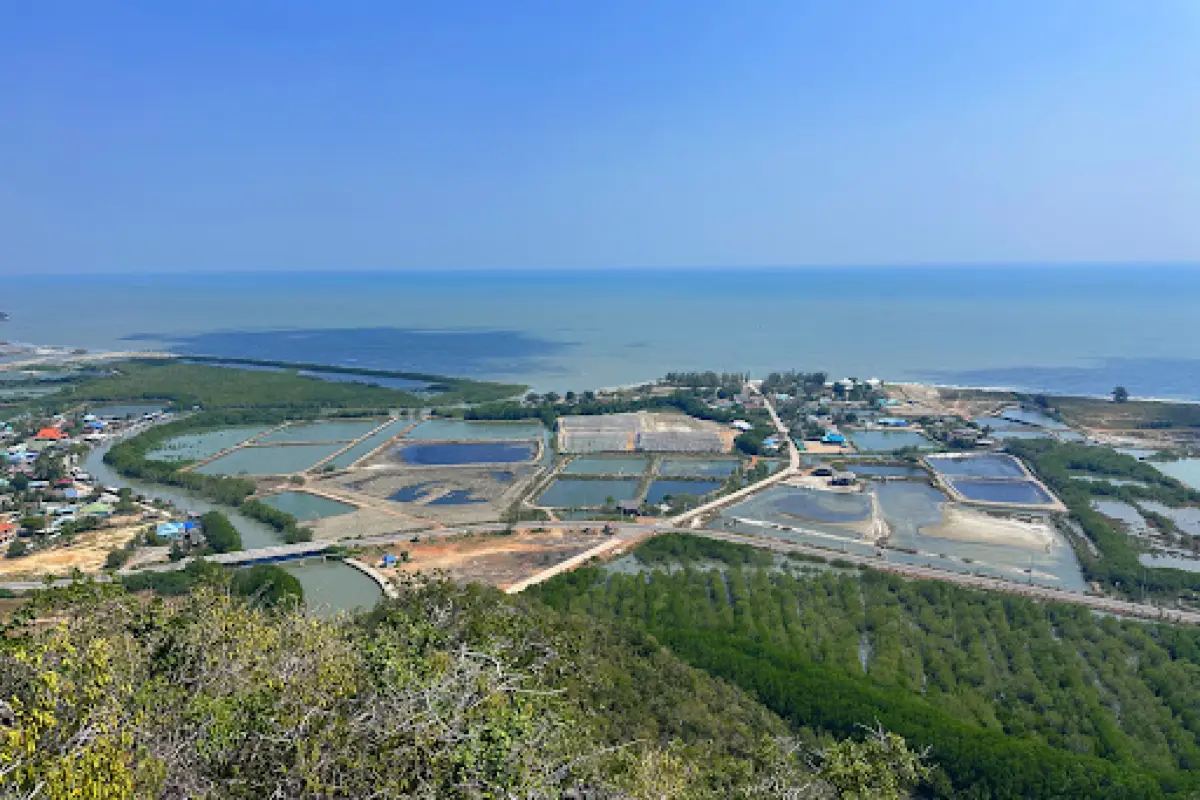 จุดชมวิวเขาแดง