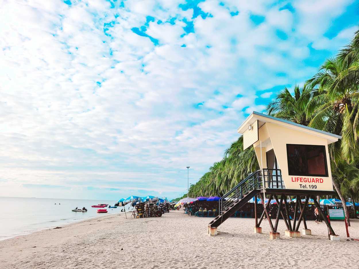 ย่านบางแสน