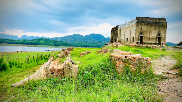 วัดใต้น้ำ (วัดวังก์วิเวการามเก่า) และวัดสมเด็จเก่า