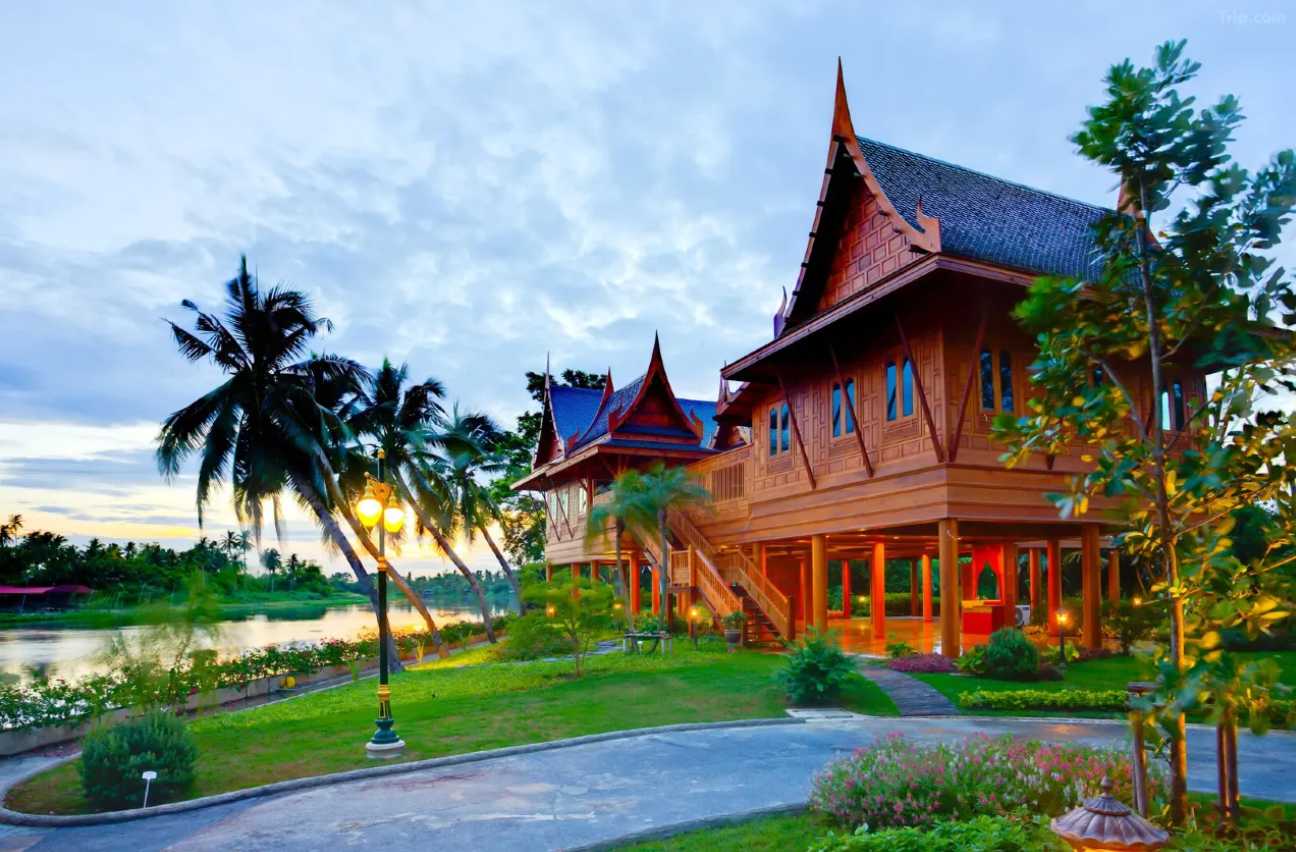 เรือนเครือวัลย์ ริเวอร์ไซด์ รีสอร์ท & สปา