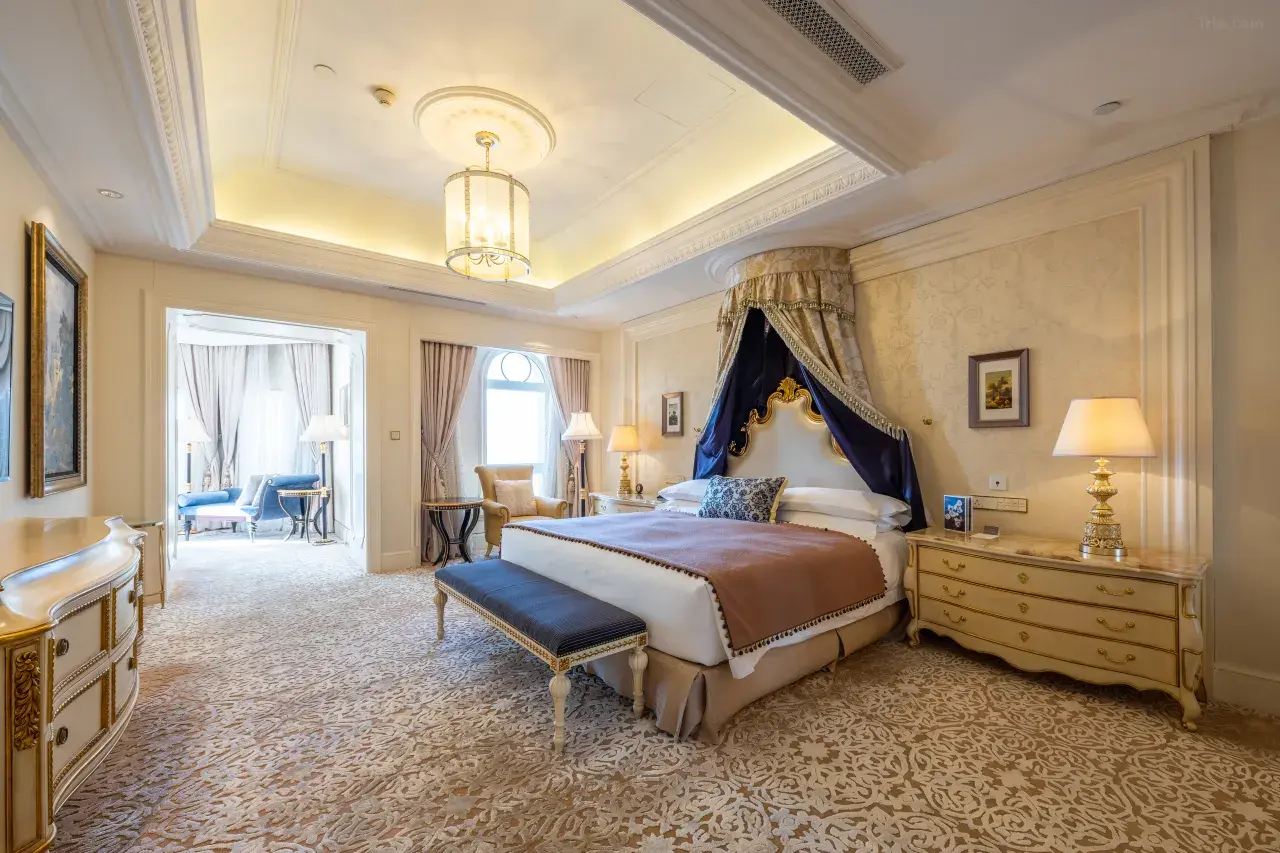 ห้องพักของโรงแรม The Castle Hotel, a Luxury Collection Hotel, Dalian