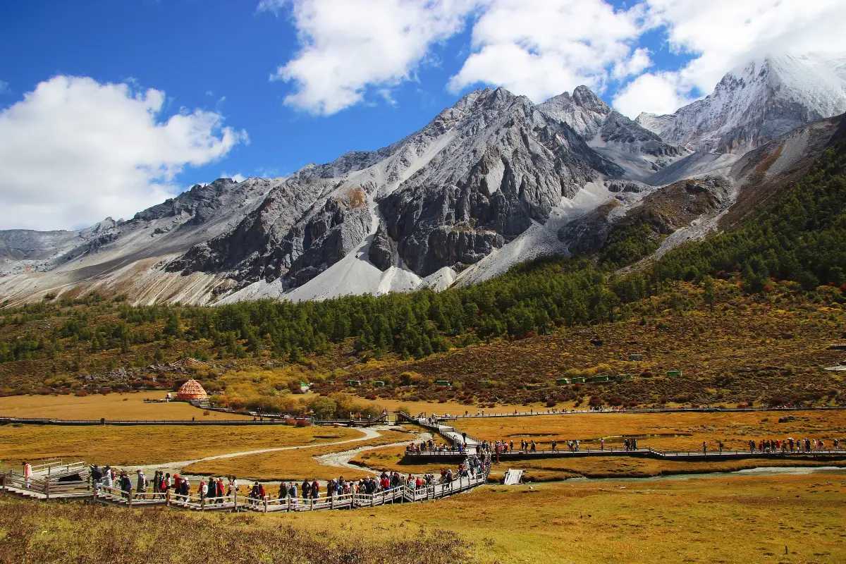 หมู่บ้านยาติง