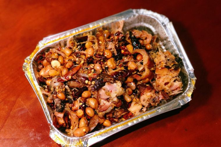 嗨島兔．烤兔兔頭成都名小吃