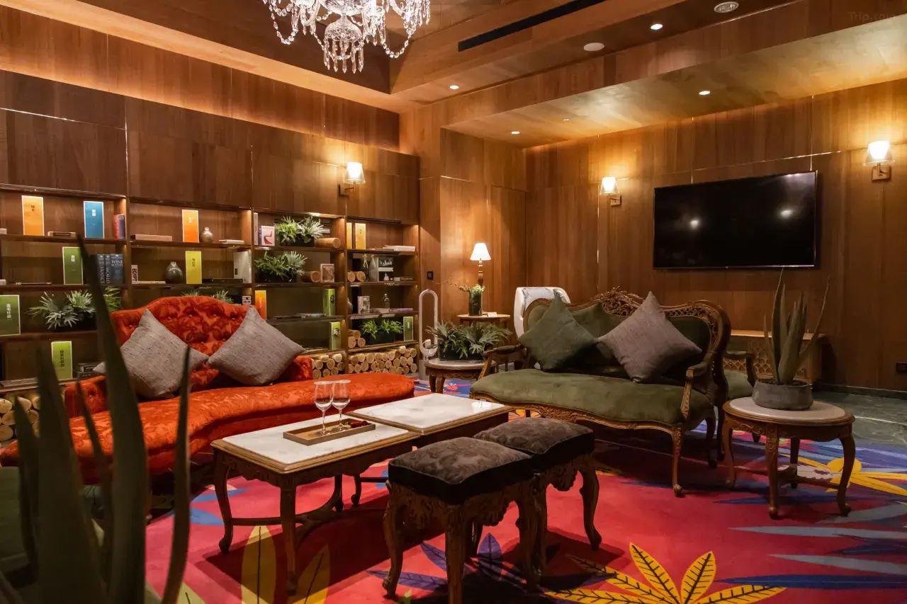 台中住宿|薆悅飯店(台中五權館)