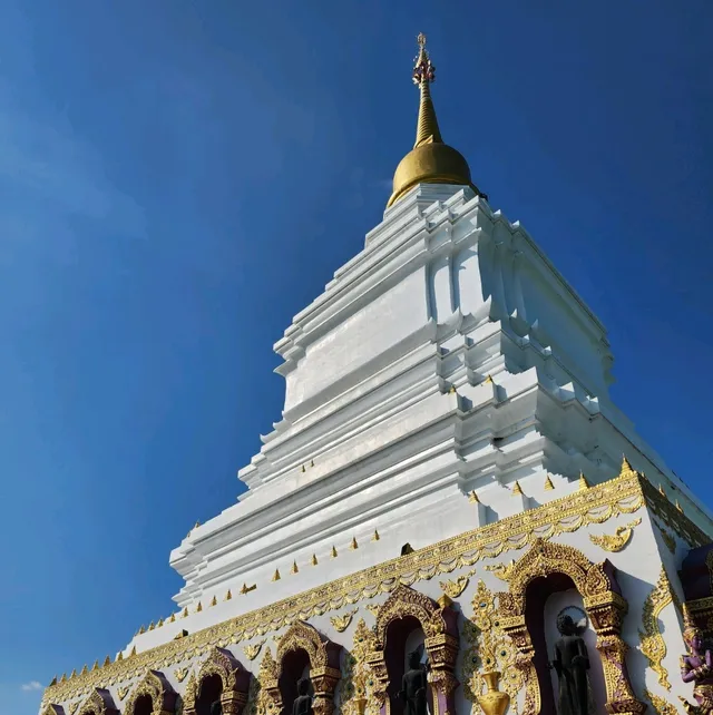 พระธาตุหลวงชุมแพ