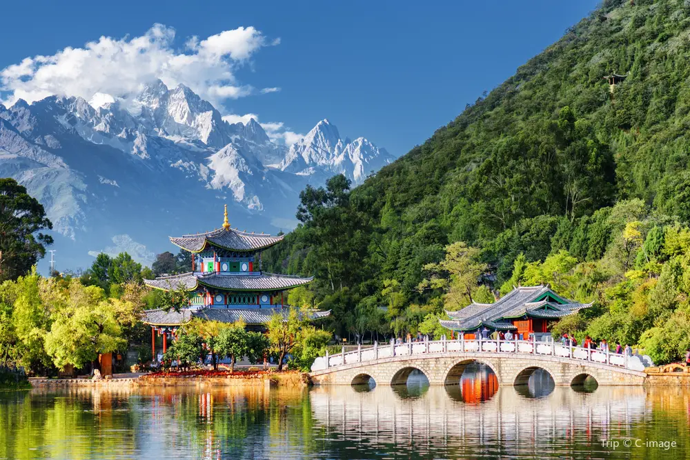 Heilongtan Park