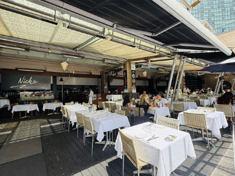 NICK’S SEAFOOD RESTAURANT 