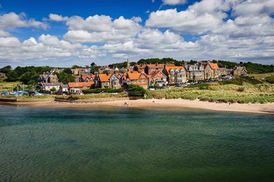 Trains to Alnmouth