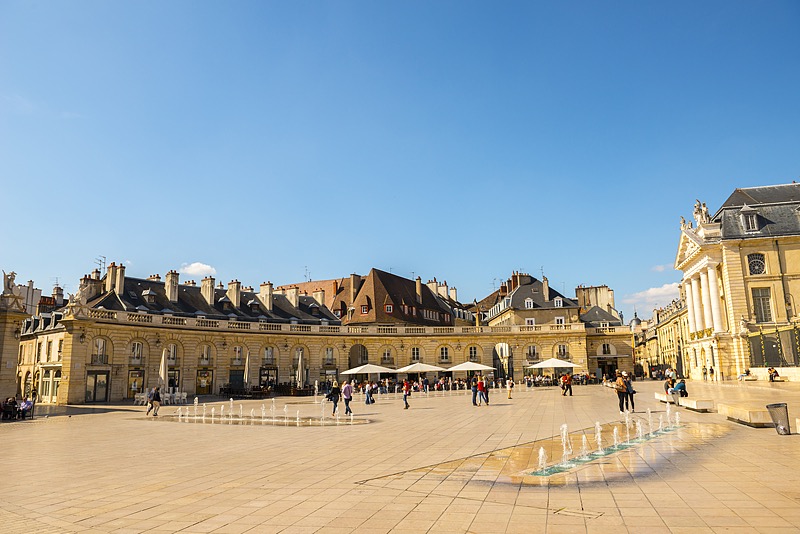 https://dimg04.tripcdn.com/images/1ny0o12000ihg0vau4308.jpg