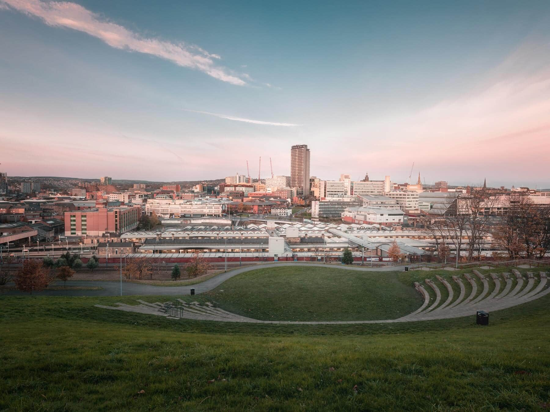 Guide de voyage en train Bredbury à Sheffield