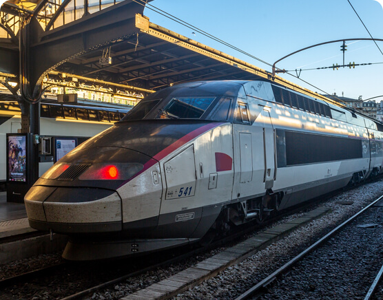 Trains à grande vitesse TGV INOUI