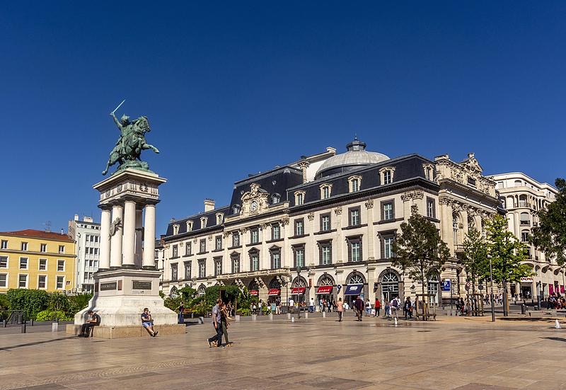 https://dimg04.tripcdn.com/images/1ny2p12000ihg0yyq3477.jpg