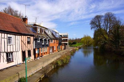 Trenes a Colchester