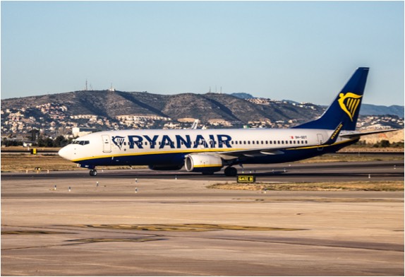 Trains to Valencia Airport