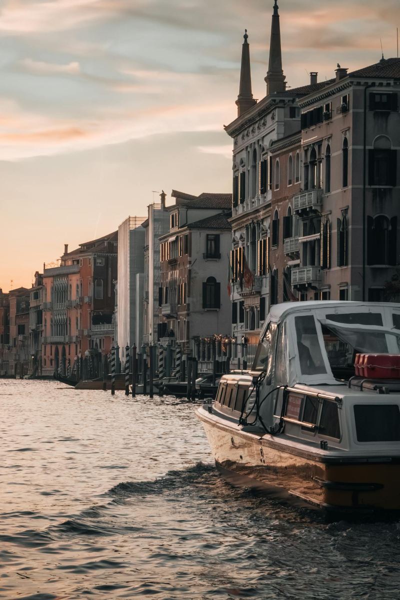 Züge nach Venice