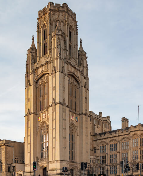 <a href='/guide/trains-to-university-bristol'>Trains to the University of Bristol</a>