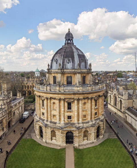 Trains to the University of Oxford