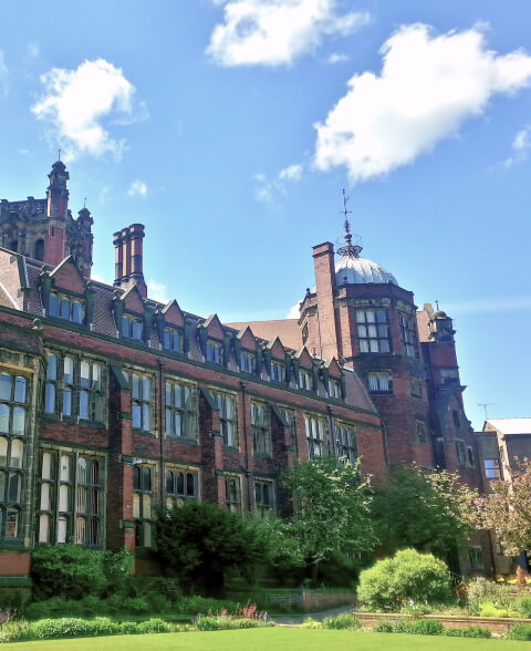 <a href='/guide/trains-to-newcastle-university'>Trains to Newcastle University</a>