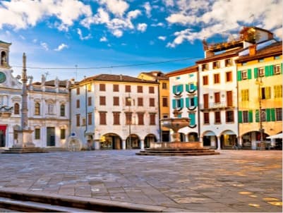 Tren Roma Udine