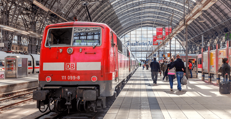 Trova biglietti economici da Wiesbaden Stazione Centrale a Amburgo