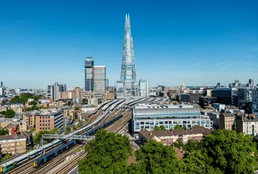 Trains vers London Bridge